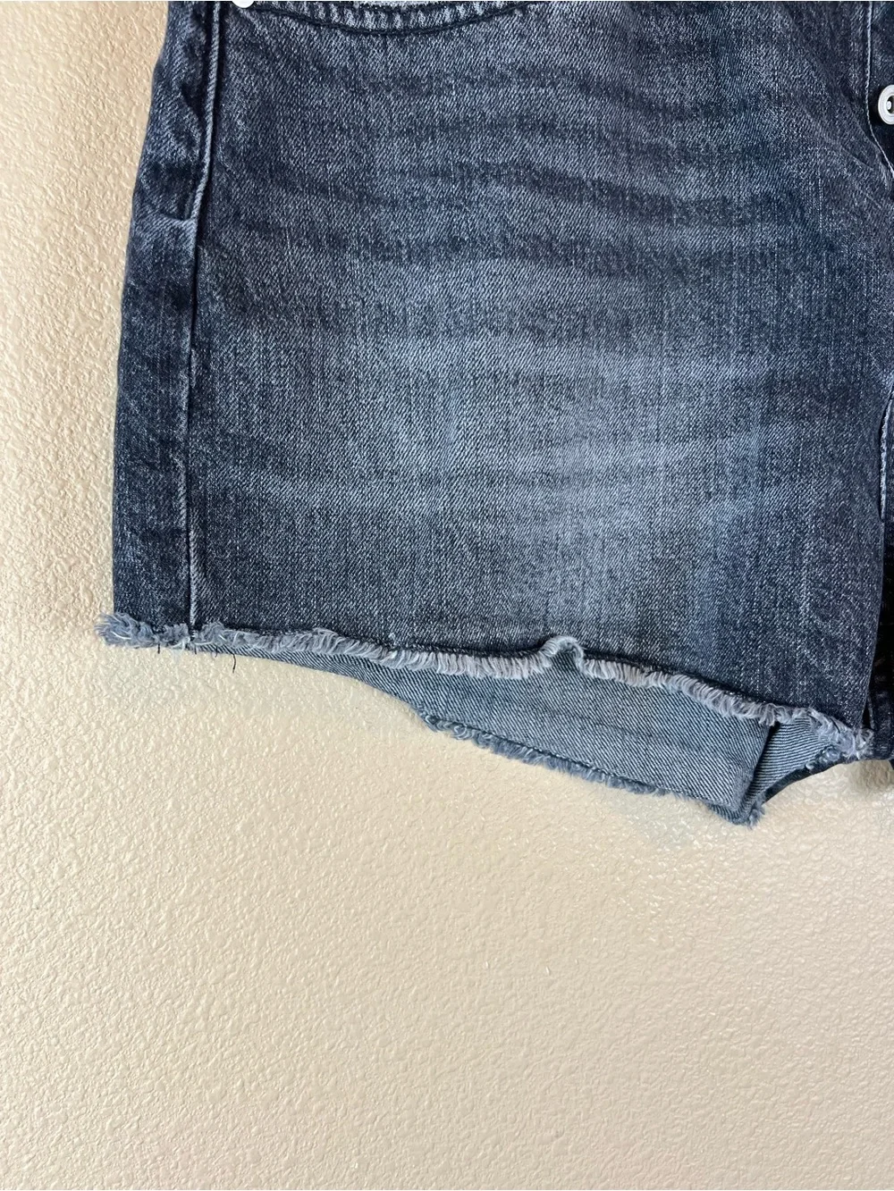 madewell relaxed denim shorts black